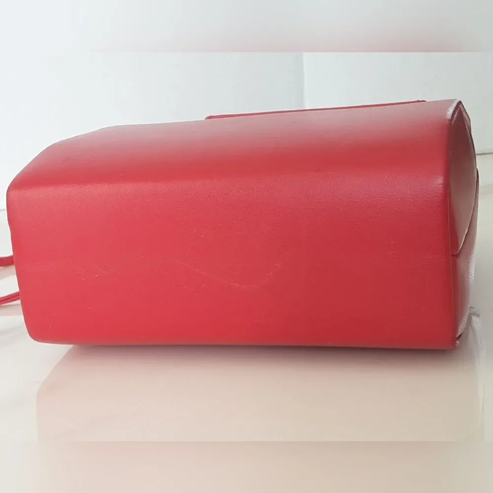 ANDE' Minimalist Red Box Vegan Leather Gold Tone Hardware Crossbody Bag - Vtg